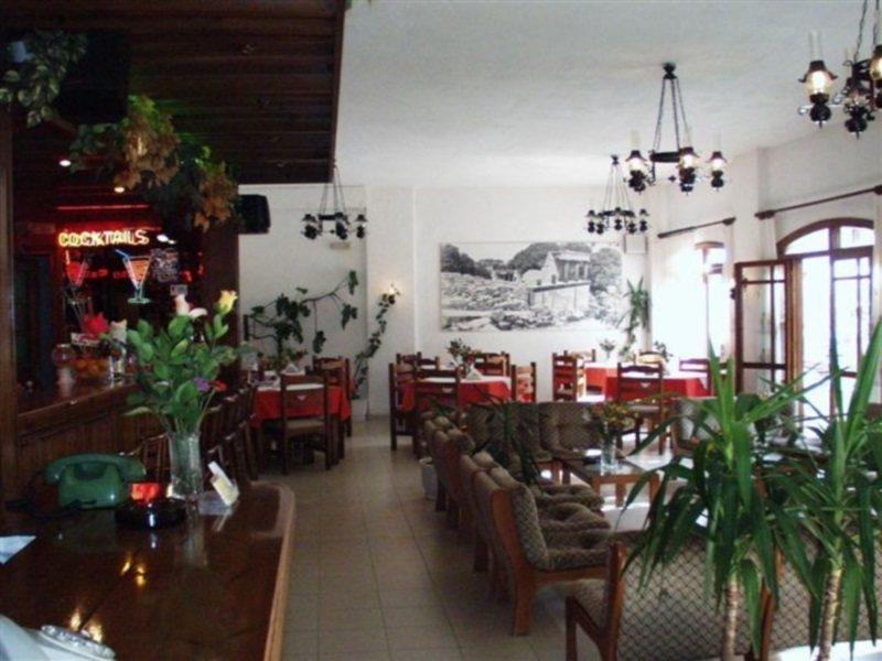 Floral Hotel Hersonissos  Bagian luar foto